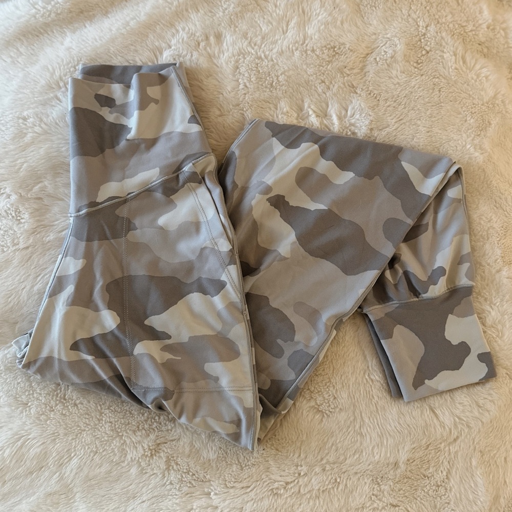 BRAND NEW Offline by Aerie leggings